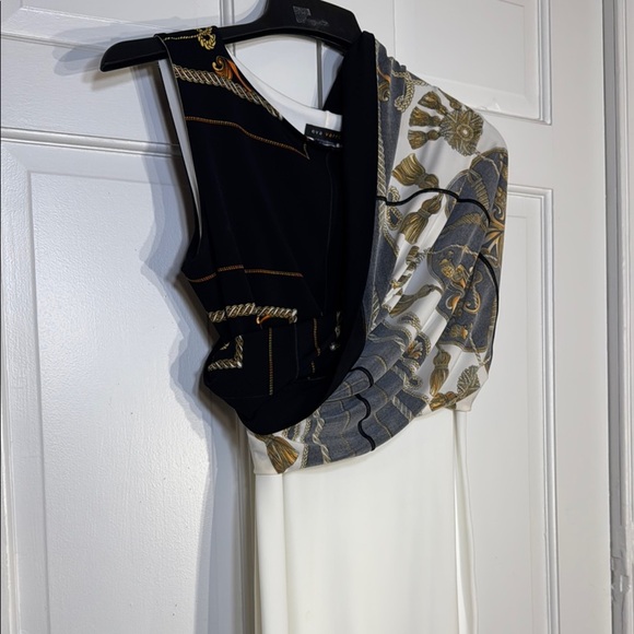 NWOT Elegant Black and Gold Flattering Sheath Sleeveless Dress - Picture 4 of 7